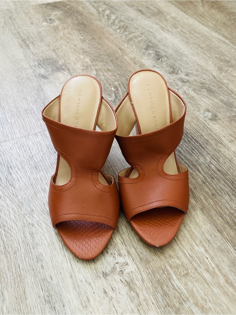 H by Halston Tan Leather Cutout Slide Mules